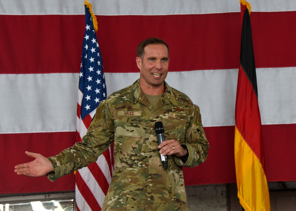 52nd FW celebrates 2nd quarter award winners during wing all call