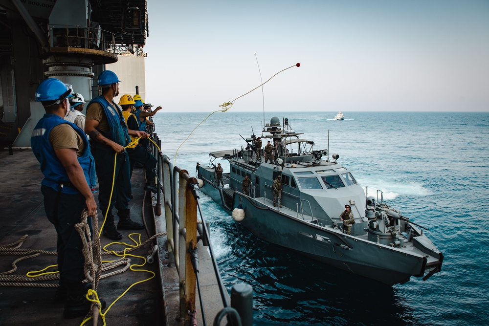 USS Lewis B. Puller Conducts Boat Ops With CTF 56 In The Arabian Gulf