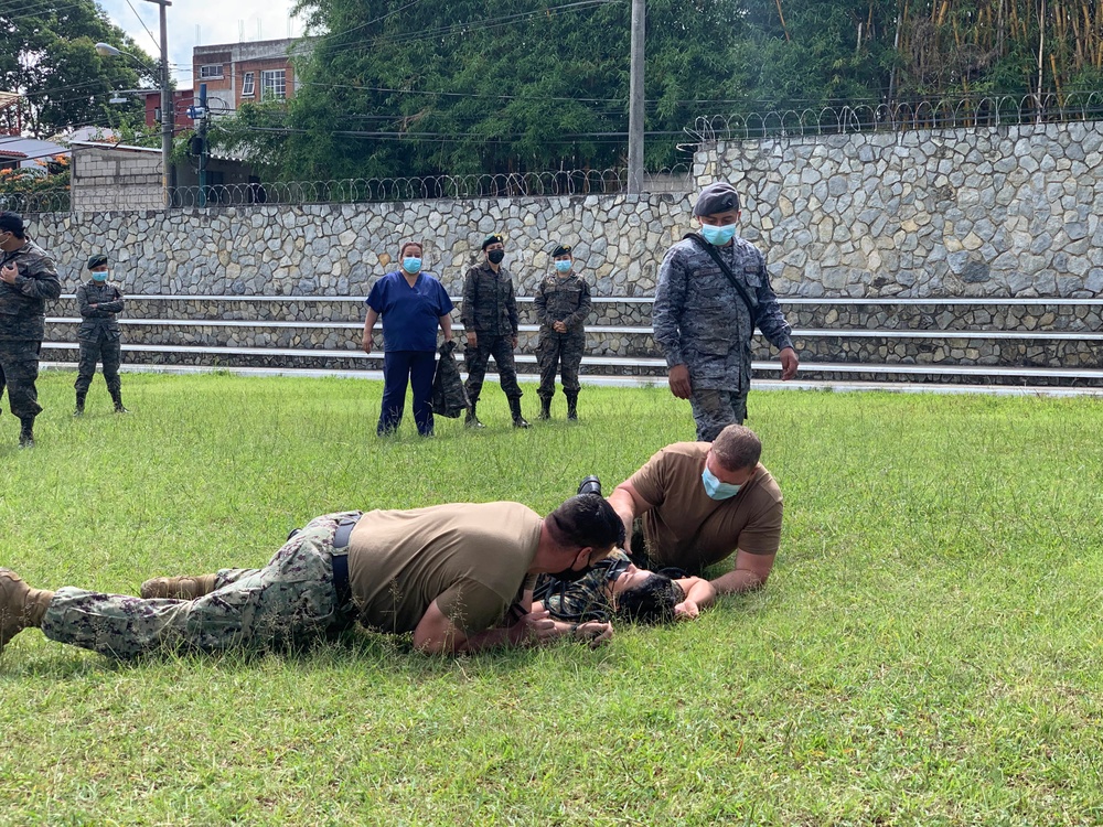 Navy Medical Personnel Simulate Lifesaving Skills During Combat Life Saver Training at Southern Partnership Station 2021