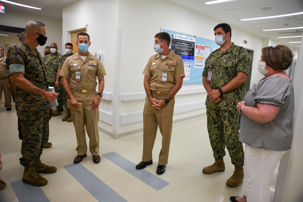 Marine Corps Installations-East leadership visits NMCCL