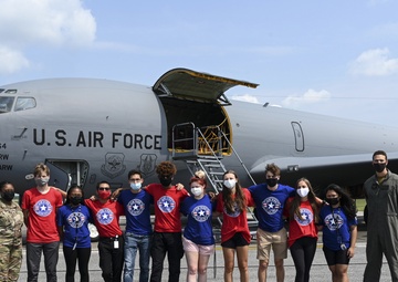 AIM HIGH Flight Academy visits 33rd FW