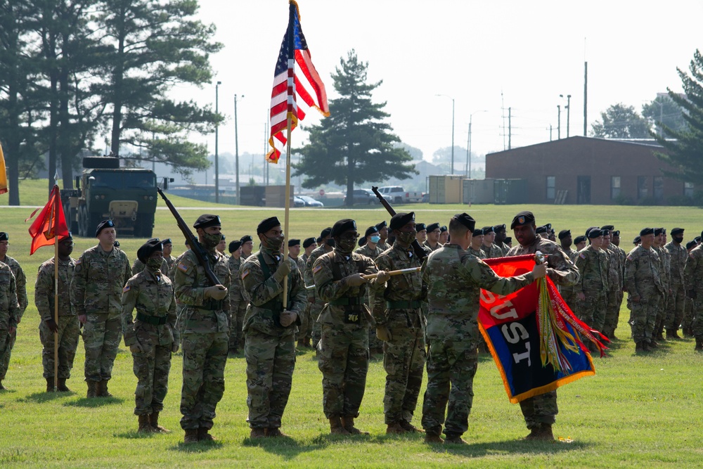 Lifeliners Uncase Colors bringing all 101st Units Home to Fort Campbell