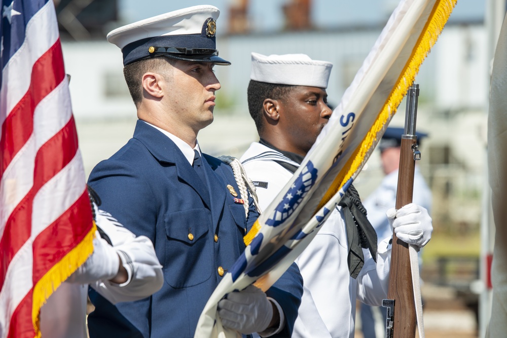 Coast Guard commissions new unit in St. Louis