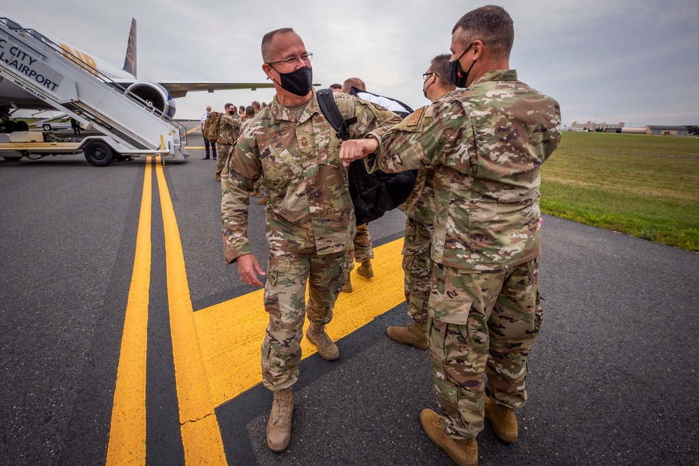 Airmen return from deployment