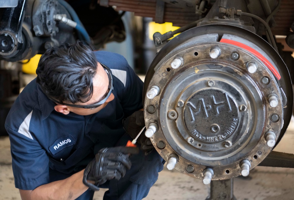 60th LRS vehicle maintenance