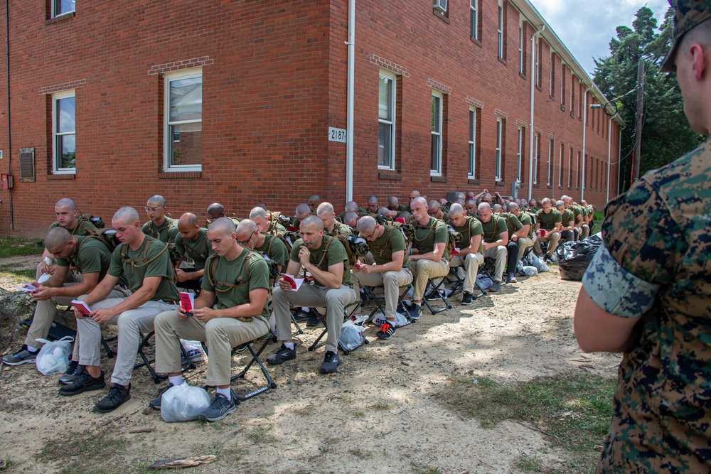 Alpha &amp; Delta Co. Haircuts