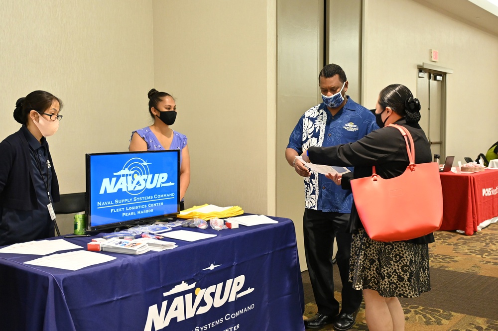 NAVSUP FLC Pearl Participates in Hiring Event