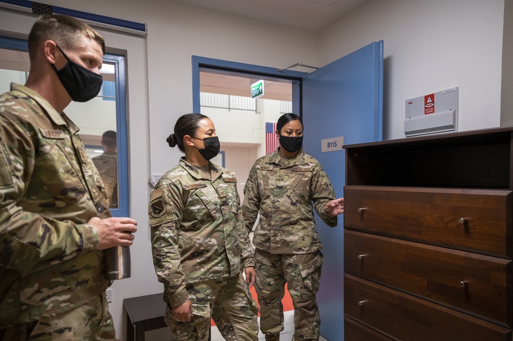 Qatar Ministry of Defense presents new dorms to AUAB