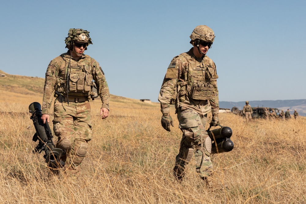 1-91st Calvary Regiment fires the Carl-Gustaf