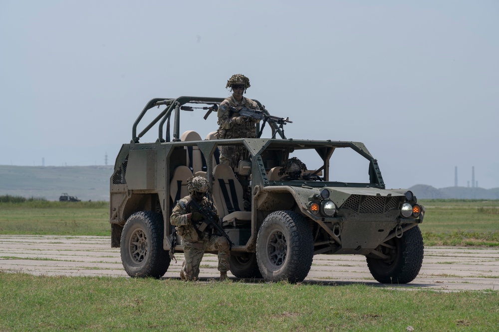 173rd Airborne Brigade builds partnership with Georgian military