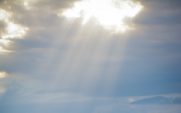 U.S. Army Soldiers find a sunbreak during pistol training.