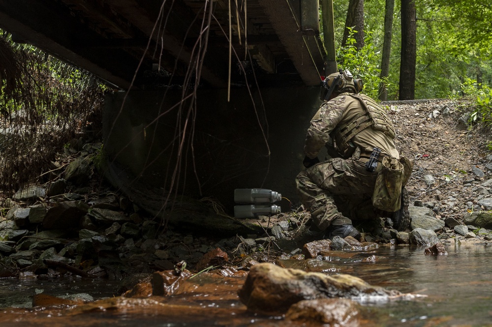 4th CES EOD flight hosts multi-base FTX