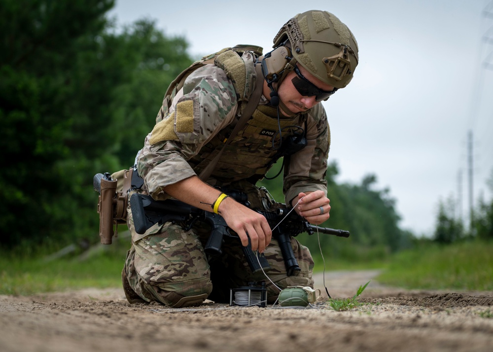 4th CES EOD flight hosts multi-base FTX