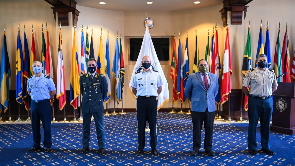 Italian Brig. Gen. Salvatore Russo visits IADC