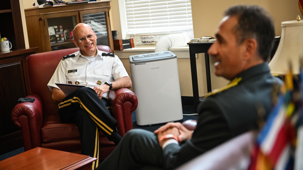 Italian Brig. Gen. Salvatore Russo visits IADC