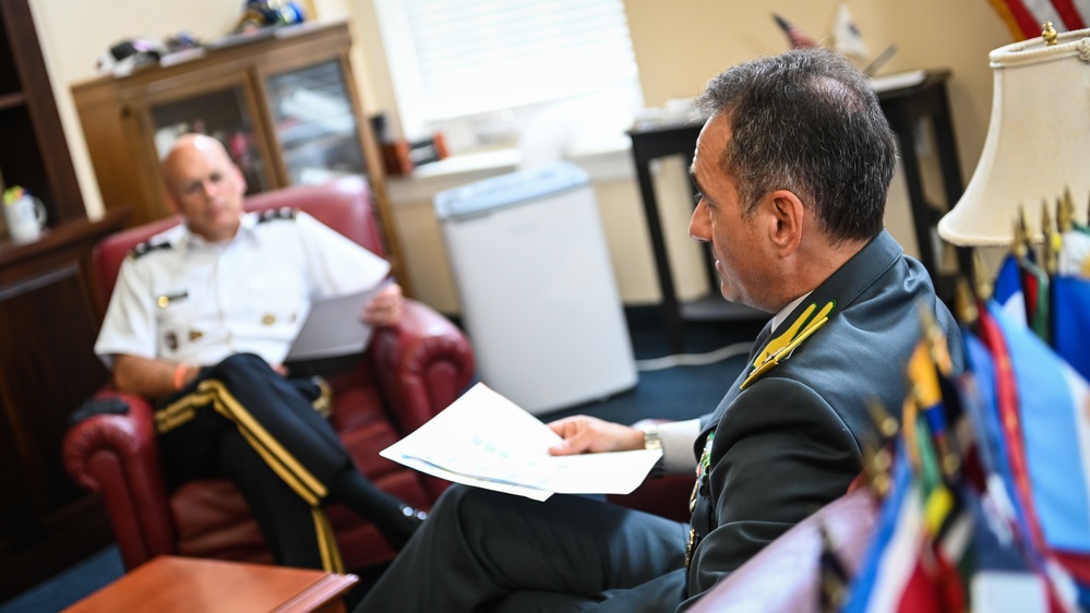 Italian Brig. Gen. Salvatore Russo visits IADC