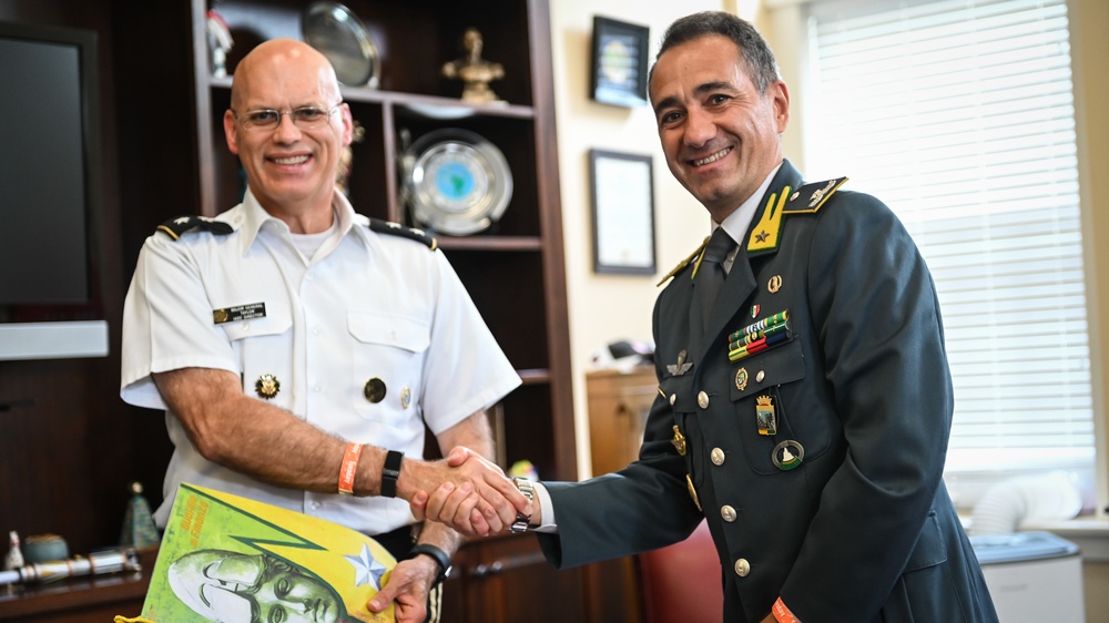 Italian Brig. Gen. Salvatore Russo visits IADC