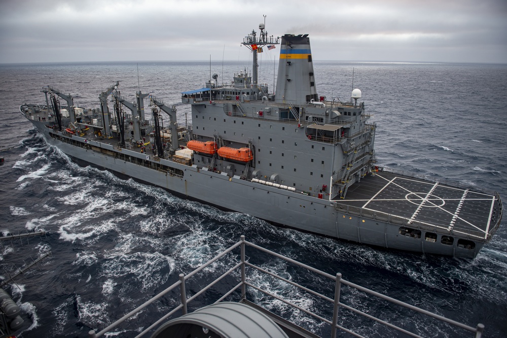 DVIDS - Images - USS Carl Vinson (CVN 70) And USNS Yukon (T-AO 202 ...