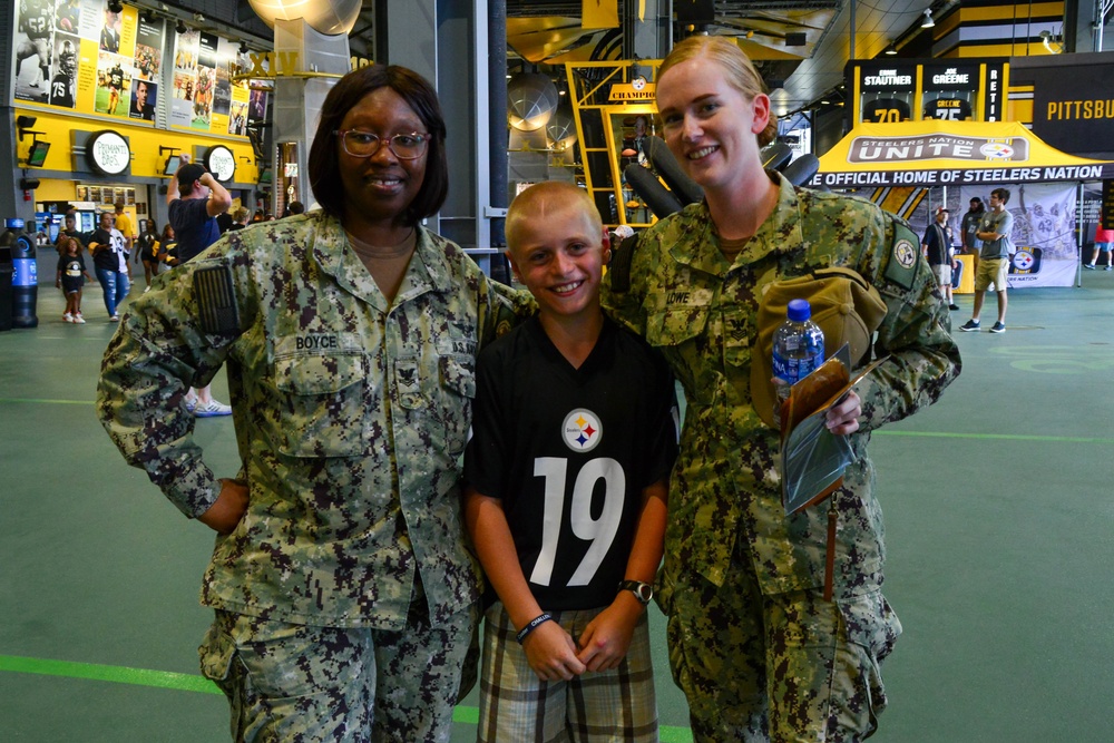 Sailors attend Steelers Training Camp