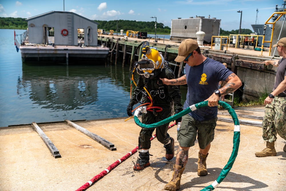 Mobile Diving Salvage Unit Two: Pierside Dive Training