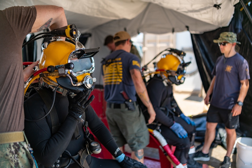 Mobile Diving Salvage Unit Two: Pierside Dive Training