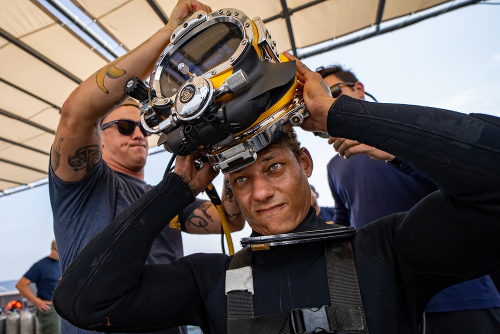 Mobile Diving Salvage Unit Two: Surface-Supplied Dive Training