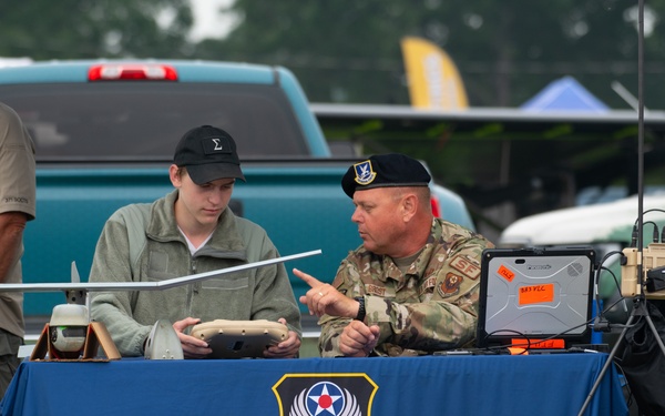 AFSOC Airmen connect with airshow attendees