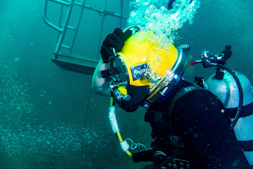 Mobile Diving Salvage Unit Two: Surface-Supplied Dive Training