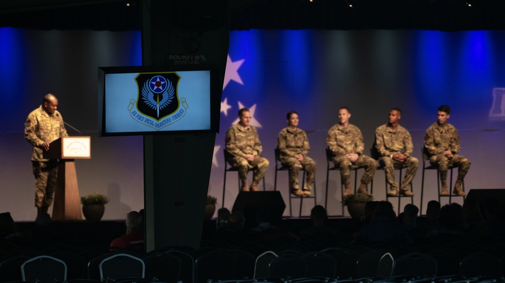 AFSOC Airmen visit EAA AirVenture Oshkosh 21
