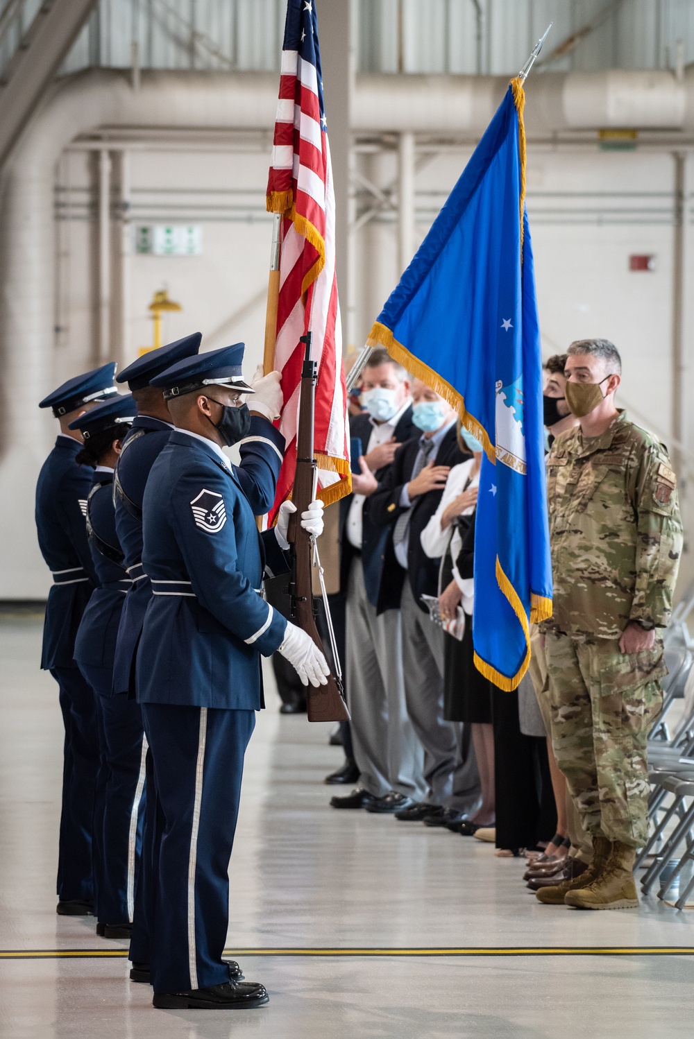 123rd Airlift Wing earns 19th AFOUA