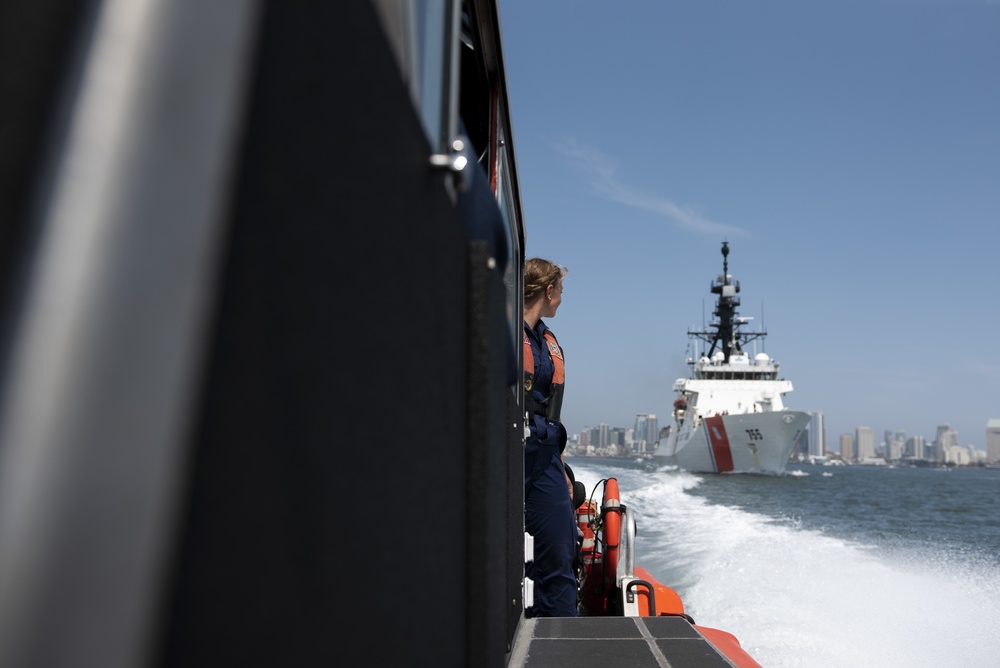 Coast Guard Cutter Munro gets underway