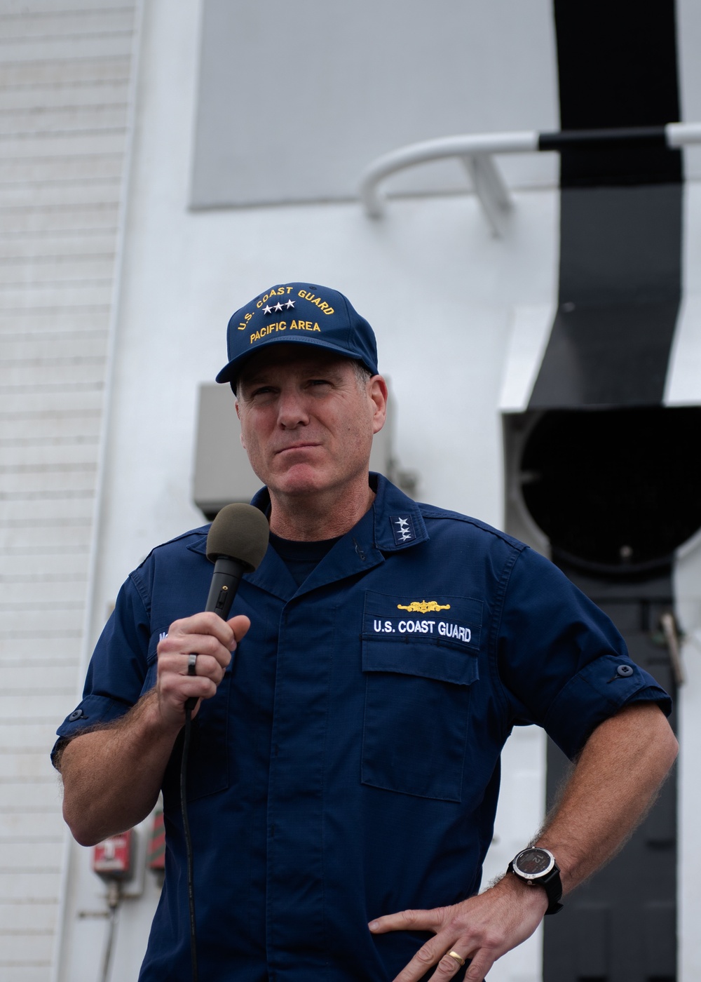 Vice Adm. McAllister Visits Coast Guard Cutter Munro