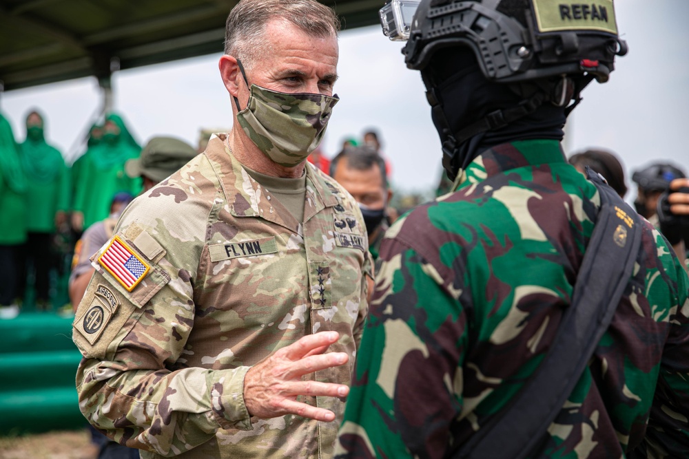 82nd Airborne conducts JFEO with TNI in Indonesia