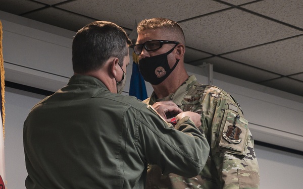 167th AES Commander receives Bronze Star Medal