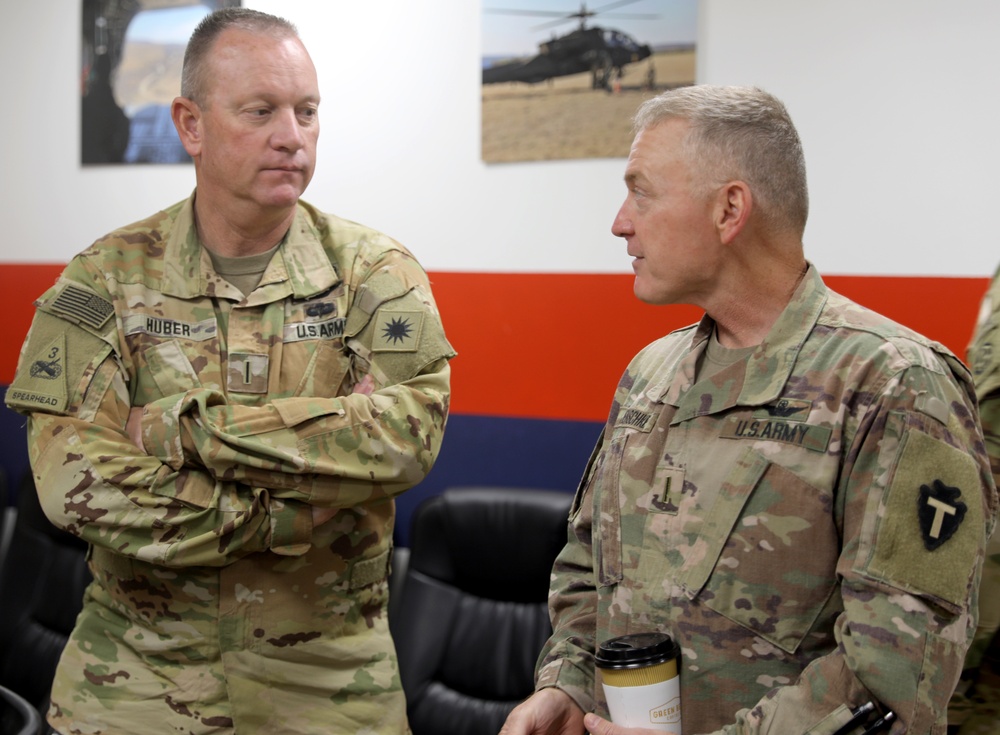 Brig. Gen. Michael Adame and Brig. Gen. Joseph Reale visit Camp Buehring