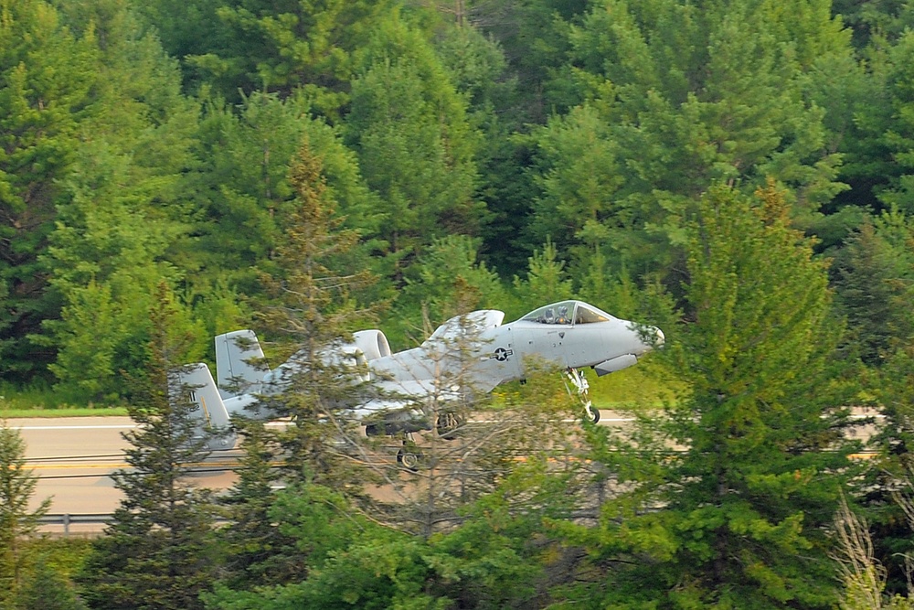 A-10 Thunderbolt II Lands and Takes Off From a Highway Near Alpena During Northern Strike 21-2