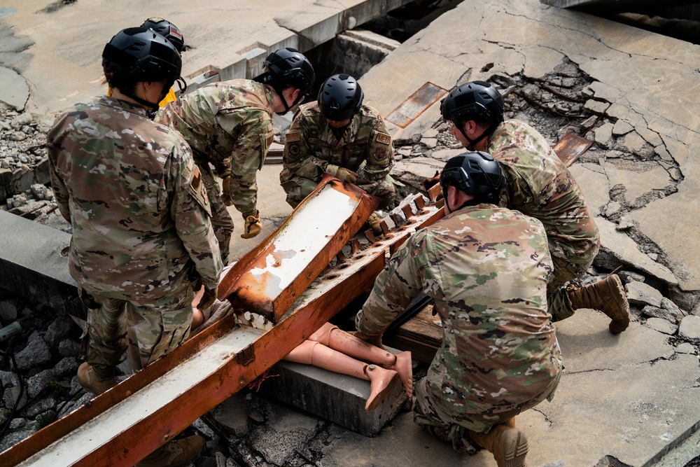 139th Medical Group completes urban search and rescue training