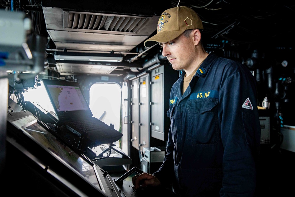 USS Arlington Sailors participate in Large-Scale Exercise 2021