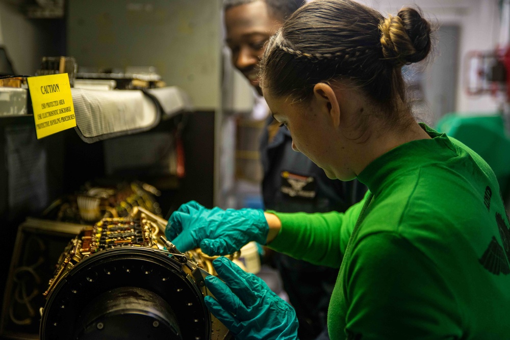USS Ronald Reagan (CVN 76) (CVN 76) Intermediate Maintenance