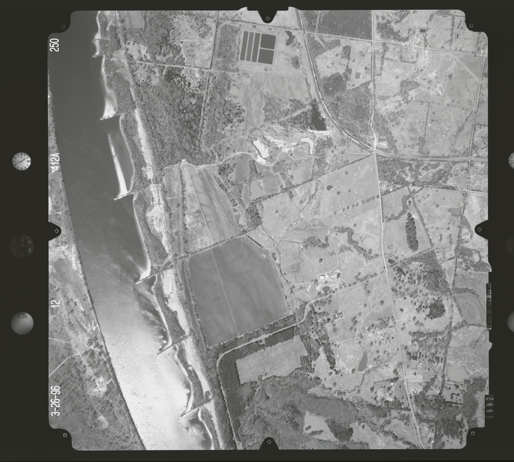 081070.122 - Arkansas River Bottoms.412A.2