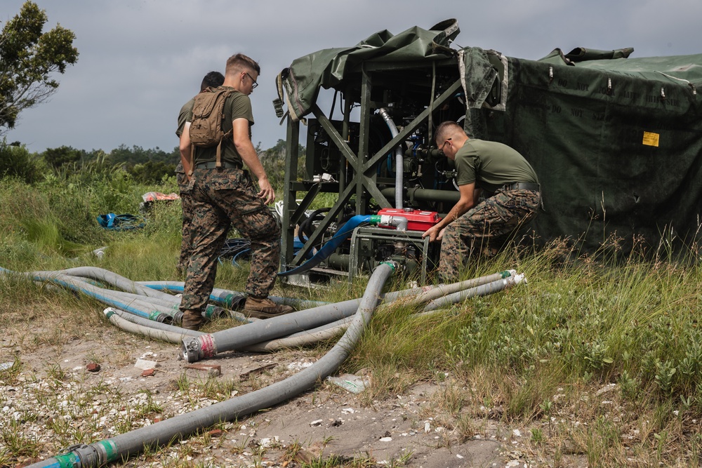 Marines purify water during exercise