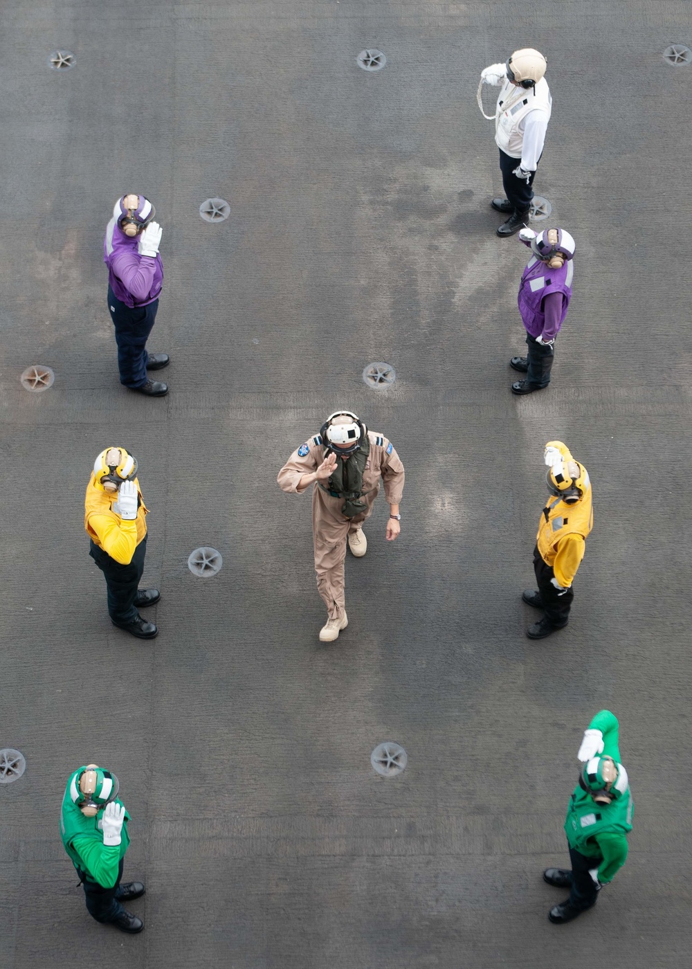 Royal Australian Air Force Air Commodore Visits USS Ronald Reagan (CVN 76)