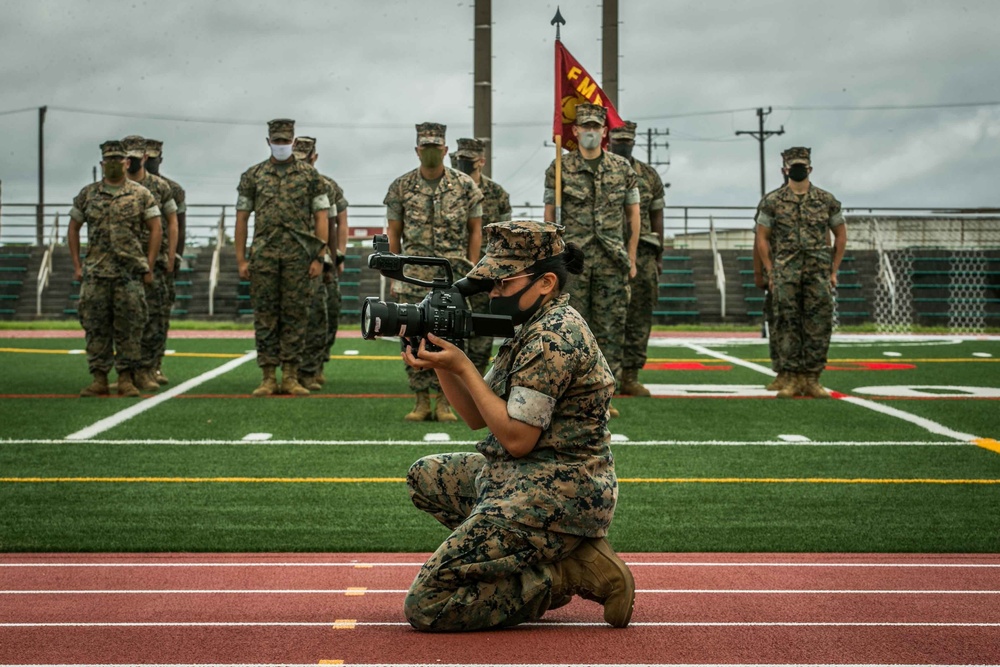 3d MLG Commanding General presents Navy and Marine Corps Medal to Sergeant Major David M. Potter