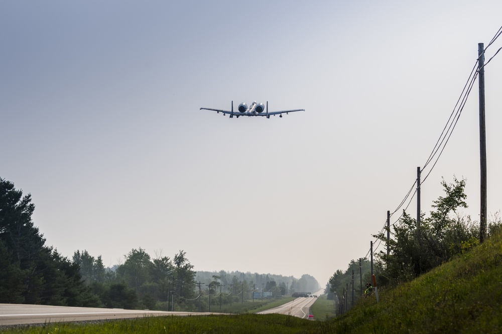 Aircraft takes off along interstate during Northern Strike 21