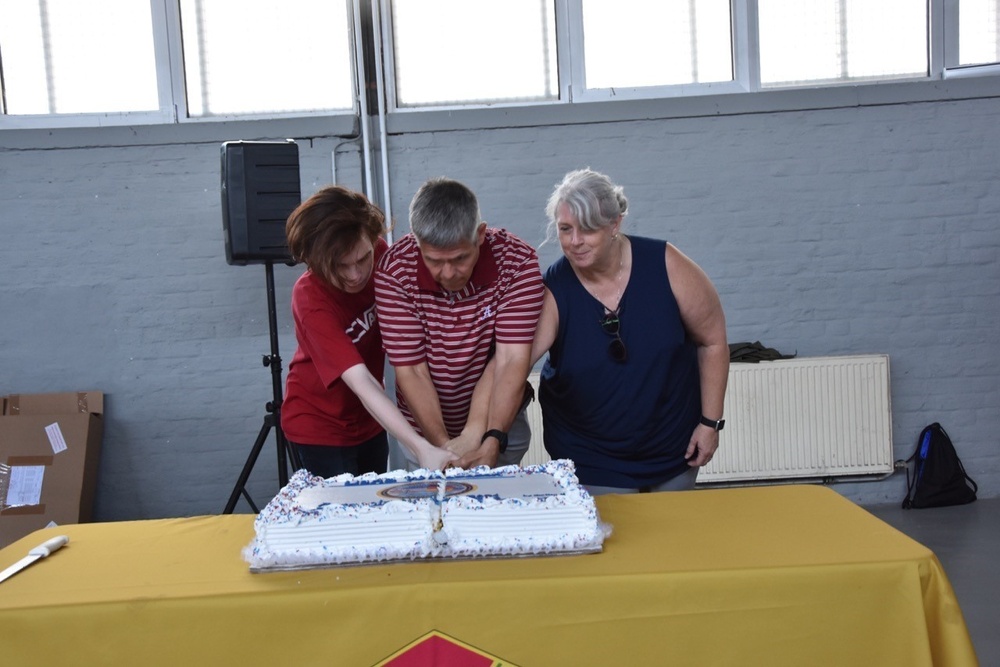 Wiesbaden Garrison holds organization day, says goodbye to command sergeant major
