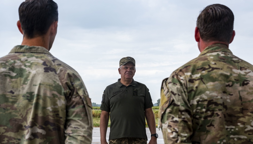 Colonel General Serhii Drozdov and Vinnytsia Oblast Governor Serhiy Borzov welcome the 352d Special Operations Forces to Ukraine
