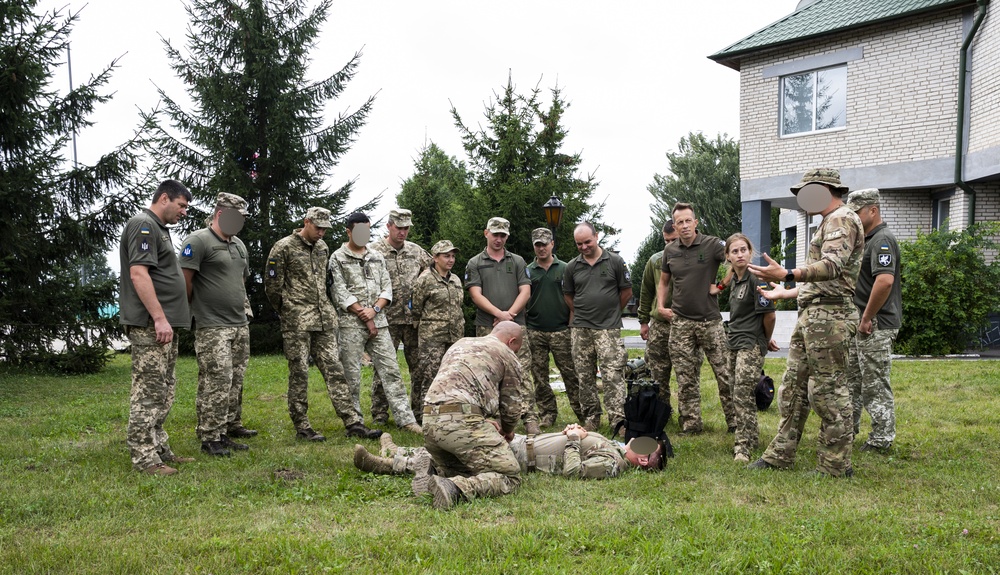 352d Special Operations Forces and Ukrainian Air Force Members Conduct Tactical Combat Casualty Care Training
