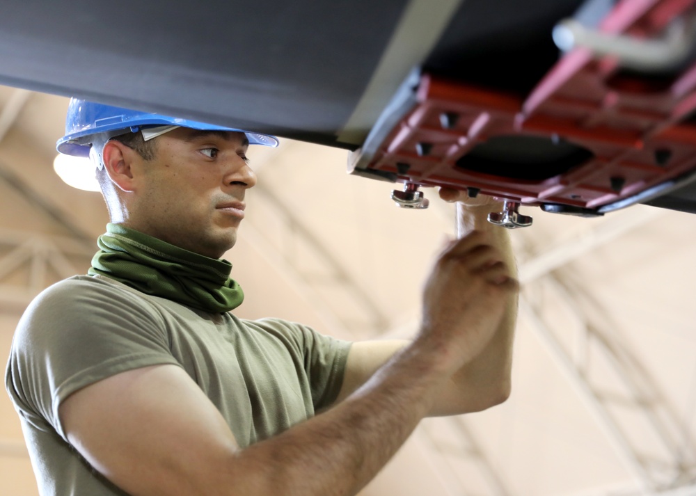 Task Force Phoenix, Bravo Company, 640th Aviation Support Battalion mechanics conducts UH-60 Black Hawk helicopter maintenance