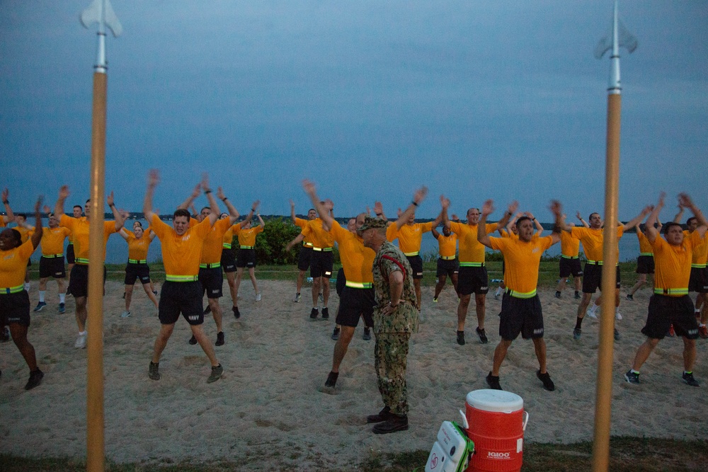 210804-N-YF306-0086 NEWPORT, R.I. (Aug. 4, 2021) Recruit Division Commander Directs Physical Fitness Training
