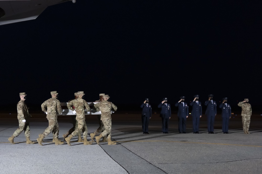 Air Force Chief Master Sgt. Tresse Z. King honored in dignified transfer August 6